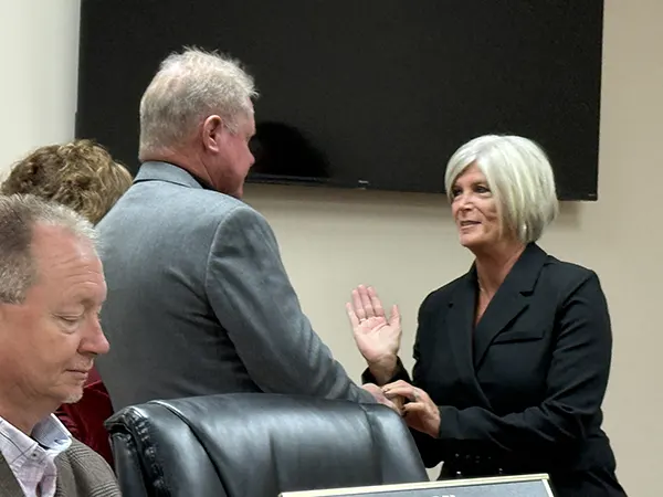 Odenville Council 110325-IMG_2028_600w